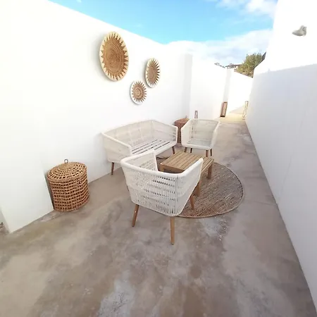 Martalia - La Casa Del Triangulo * Ronda